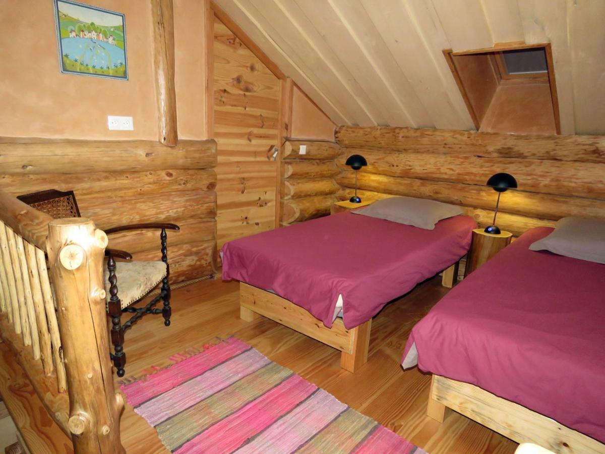 La Cabane De Hans Saint-Martial-de-Gimel Buitenkant foto